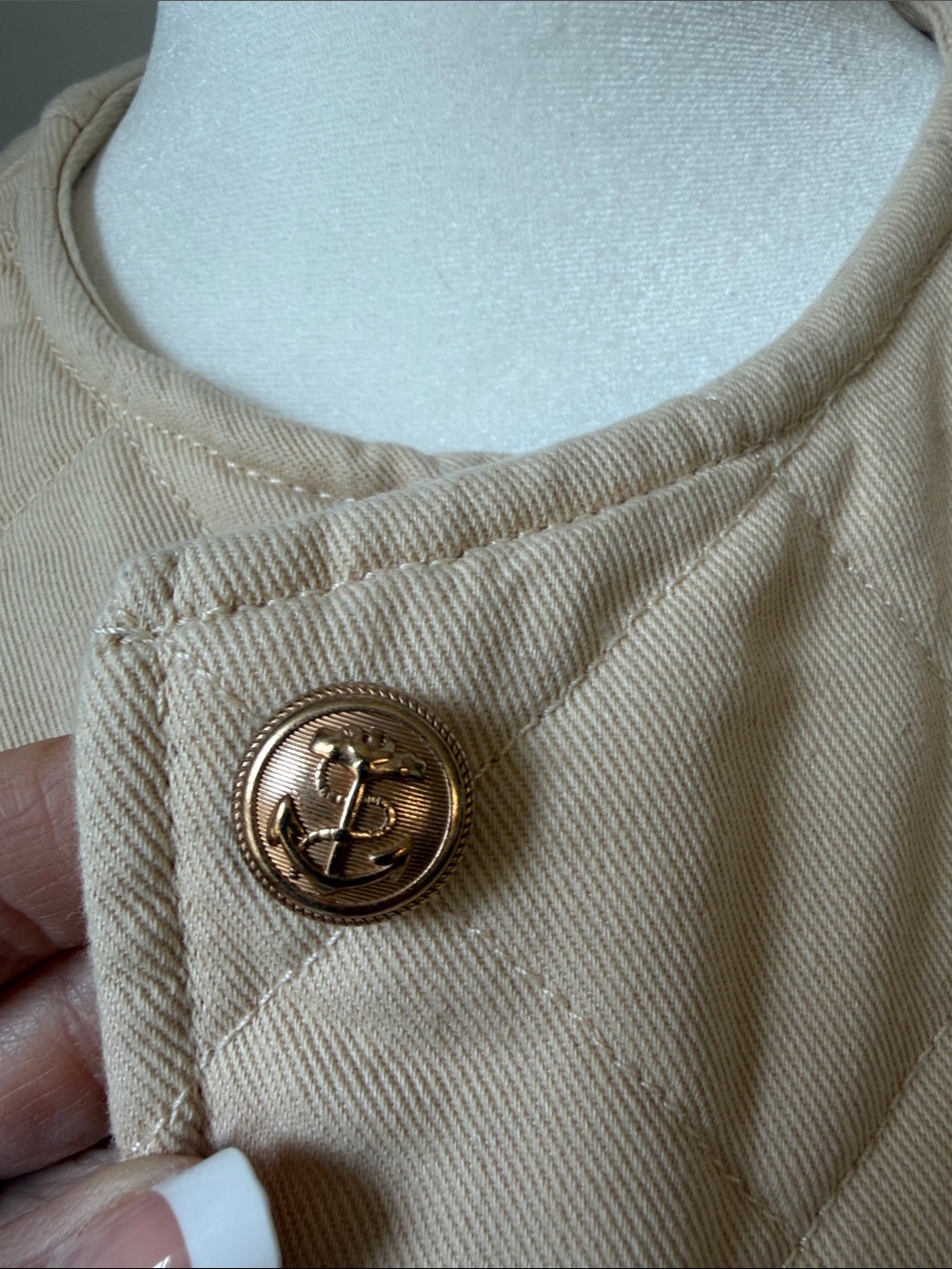 NWOT Time and Tru Cream Quilted Cotton Jacket with Button Front - Picture 4 of 6